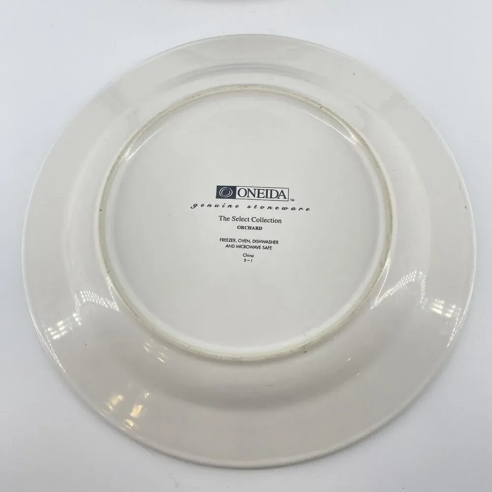 Oneida Orchard 10.75” Dinner Plates Set of 4 Stoneware Select Collection